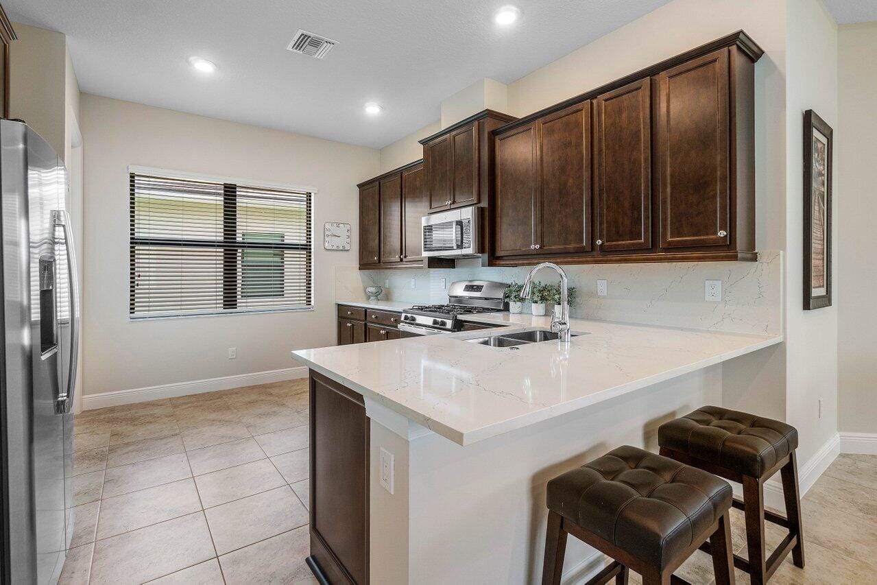 4817 Saint Armands Way — photo 7