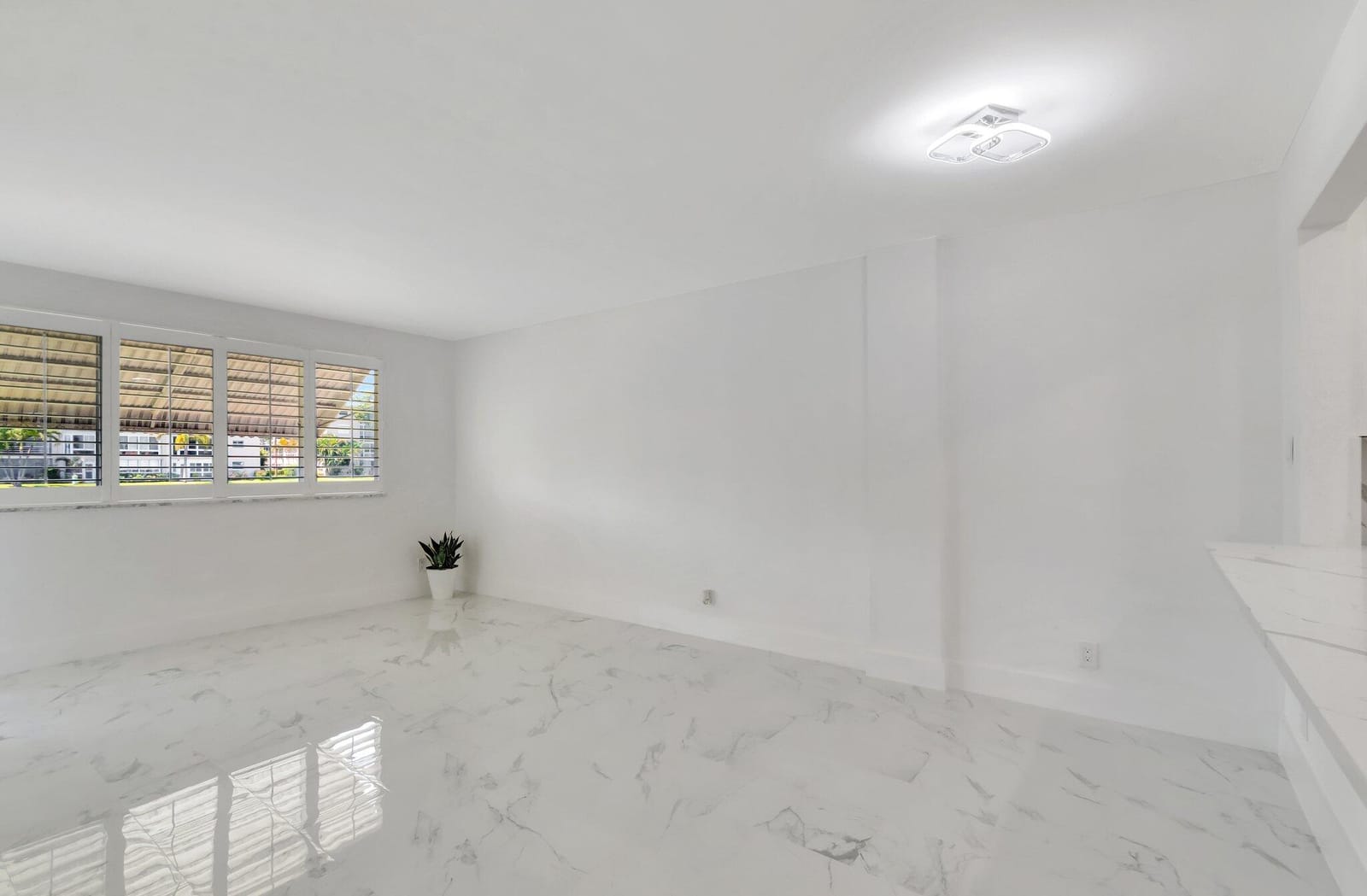 2616 N Garden 107 Drive N 107, Lake Worth, FL 33461 photo 13