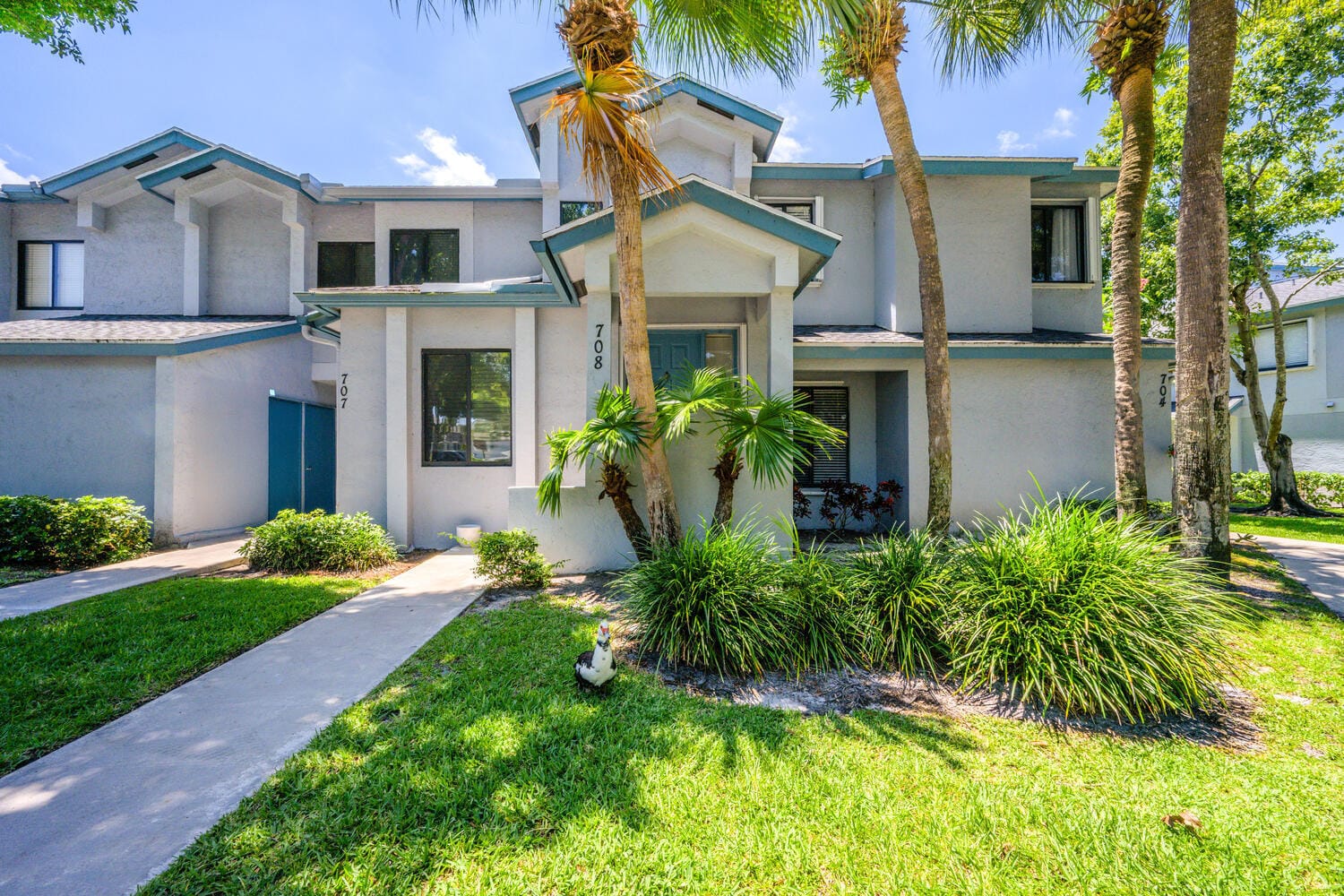 708 Harbour Pointe Way, Greenacres, FL 33413 photo 2