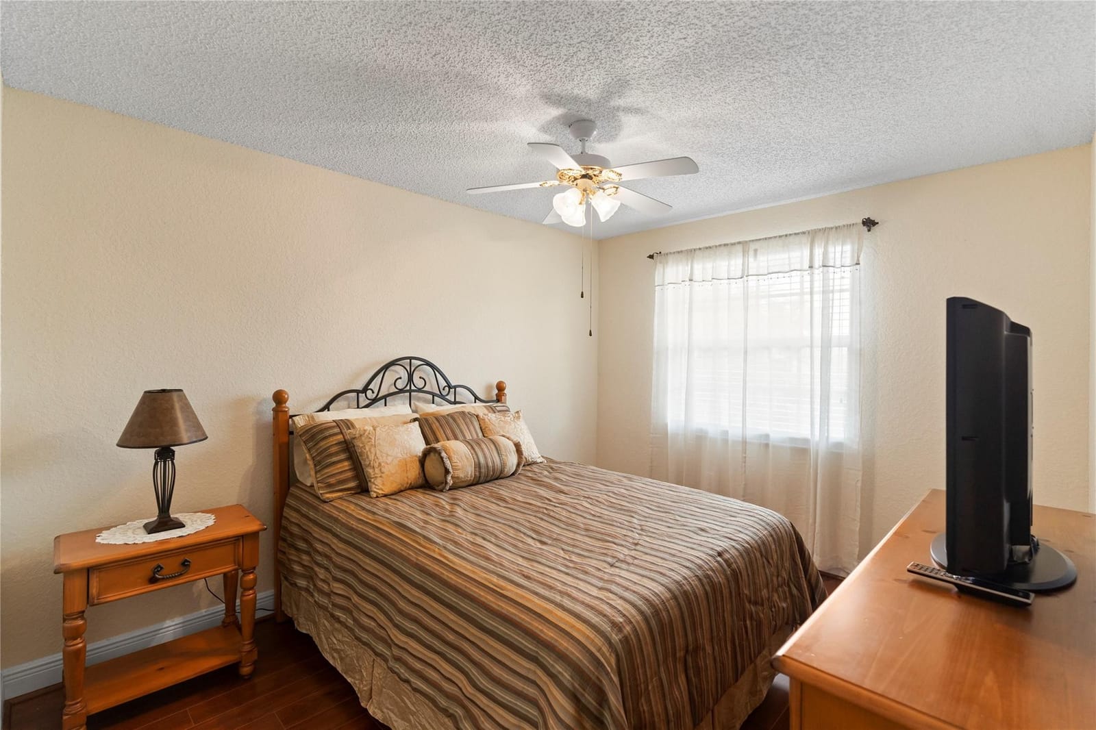 14260 NW 18th Place, Pembroke Pines, FL 33028 photo 26