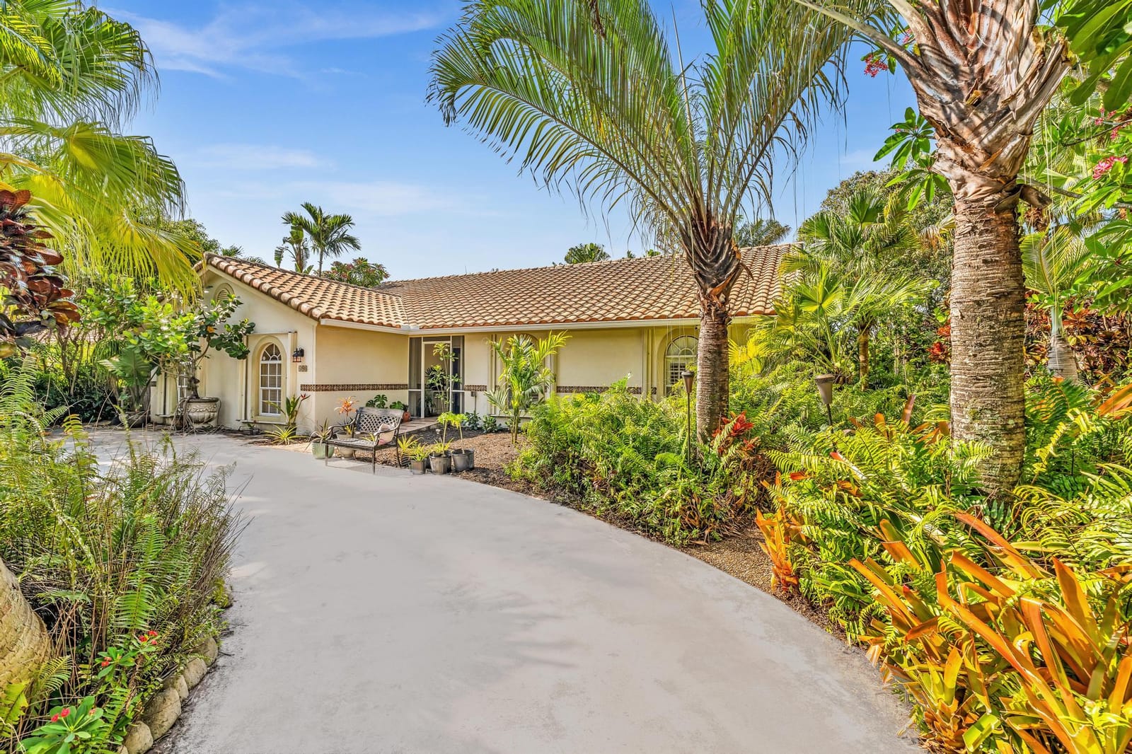 498 Oregon Lane, Boca Raton, FL 33487