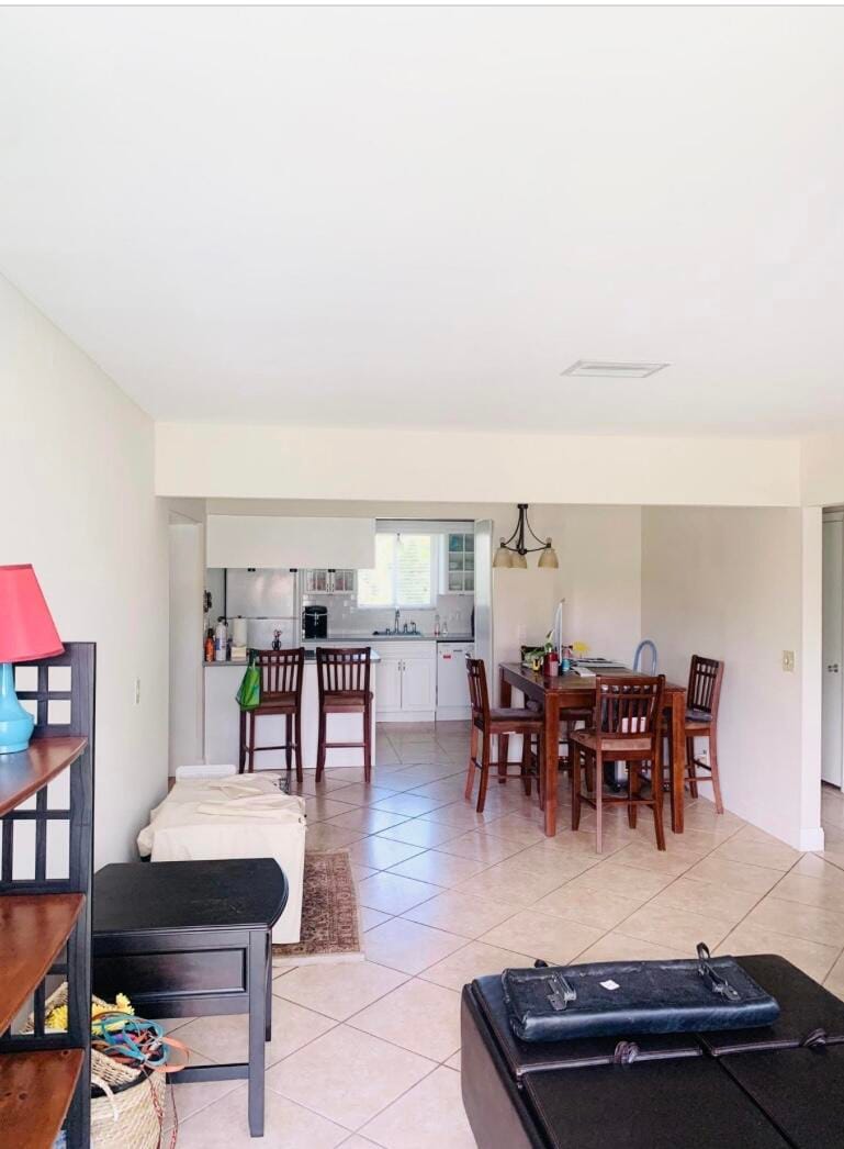 2730 S Avenue Avenue, Riviera Beach, FL 33404 photo 2
