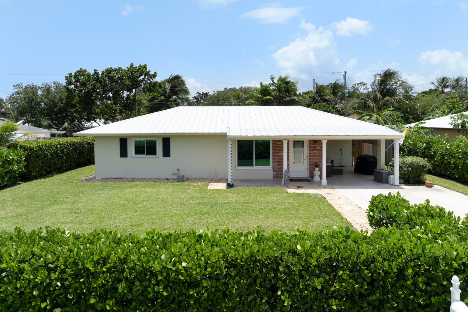 2 bedroom home for sale at 10 Van, Jupiter, FL 33469 — $645,000