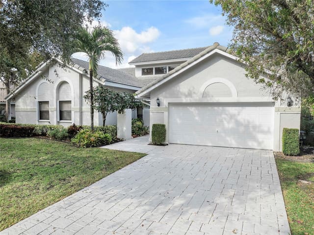 8977 NW 53rd Manor, sold in Ridgeview, Coral Springs, FL