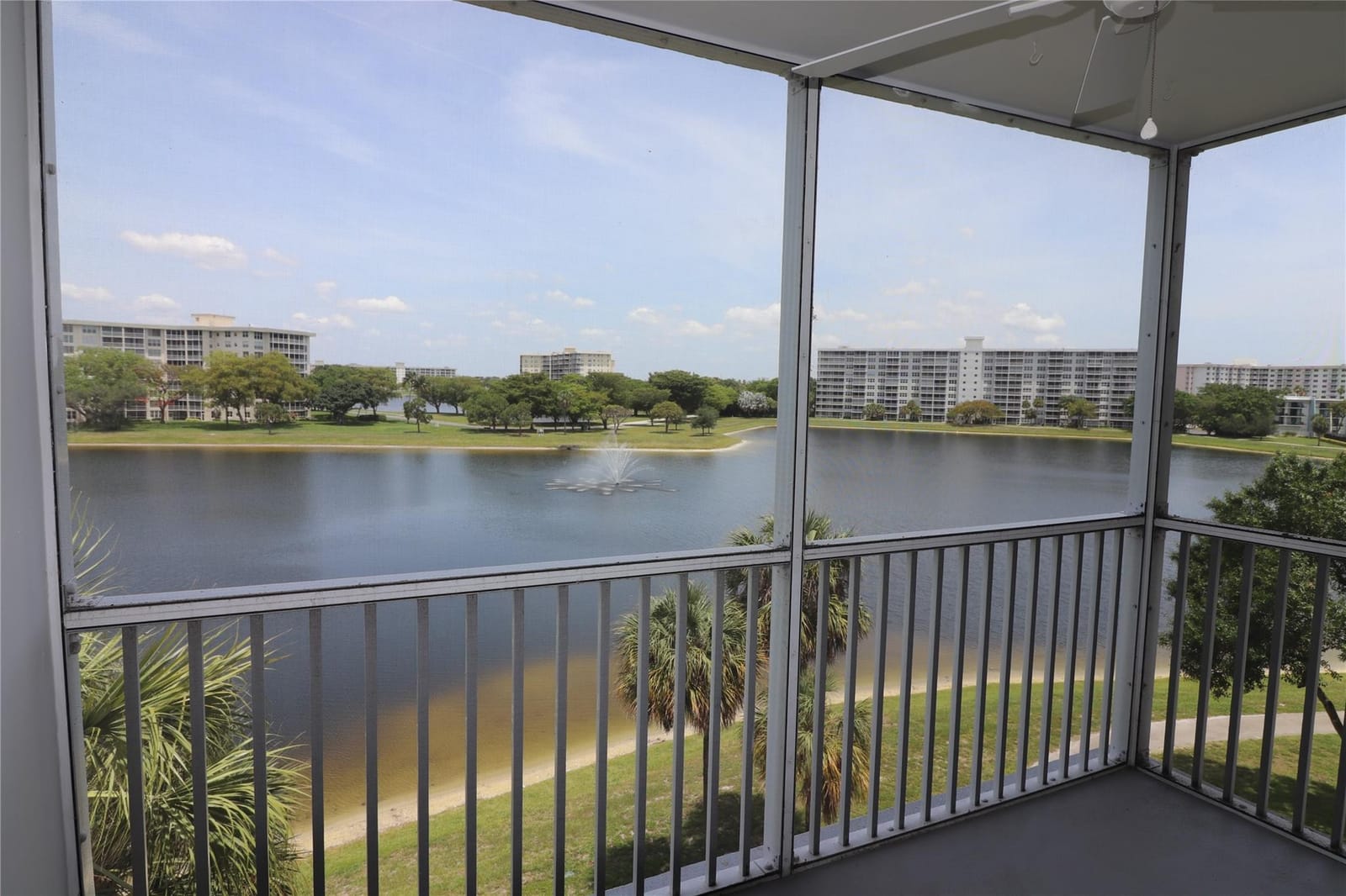 2801 N Palm Aire Drive 505, Pompano Beach, FL 33069 photo 17