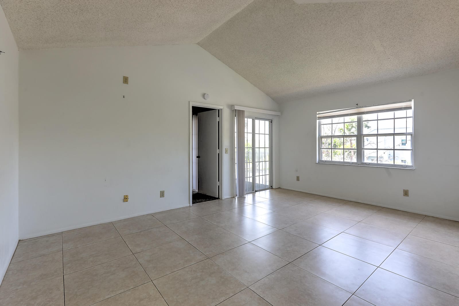1604 SE Green Acres Circle T201, Port St. Lucie, FL 34952 photo 10