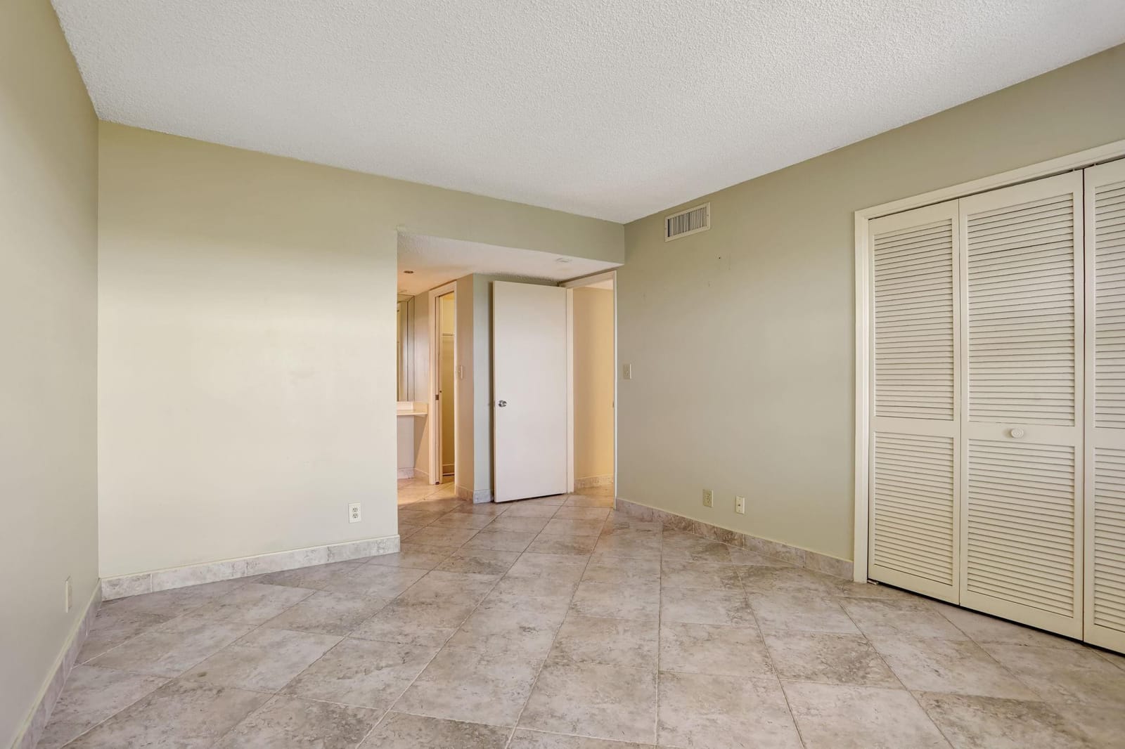 2900 N Course Drive 705, Pompano Beach, FL 33069 photo 17