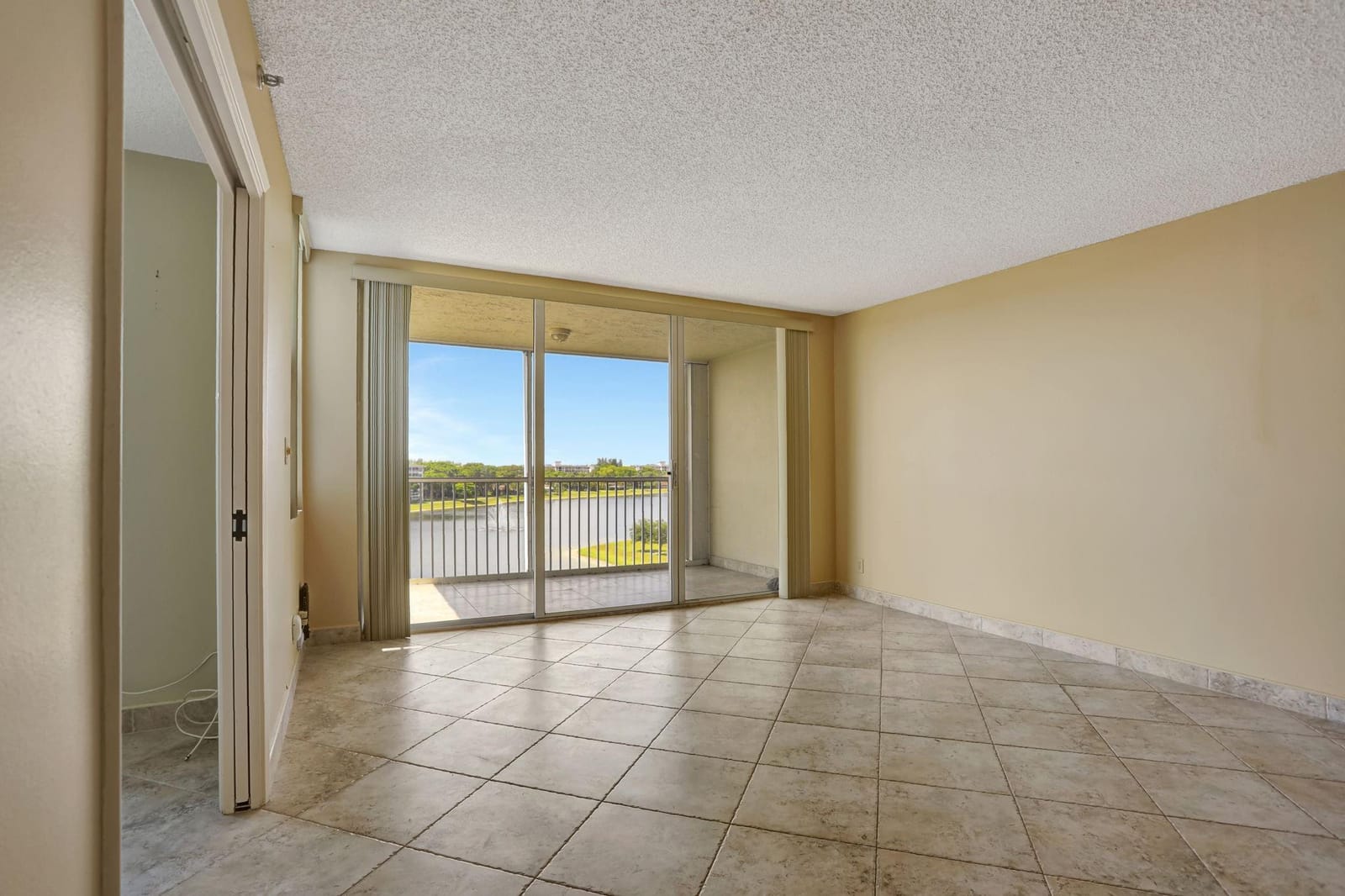 2900 N Course Drive 705, Pompano Beach, FL 33069 photo 21