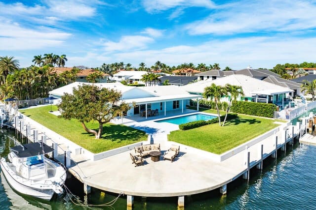 3020 NE 47th Street, sold in Coral Key Villas, Lighthouse Point, FL
