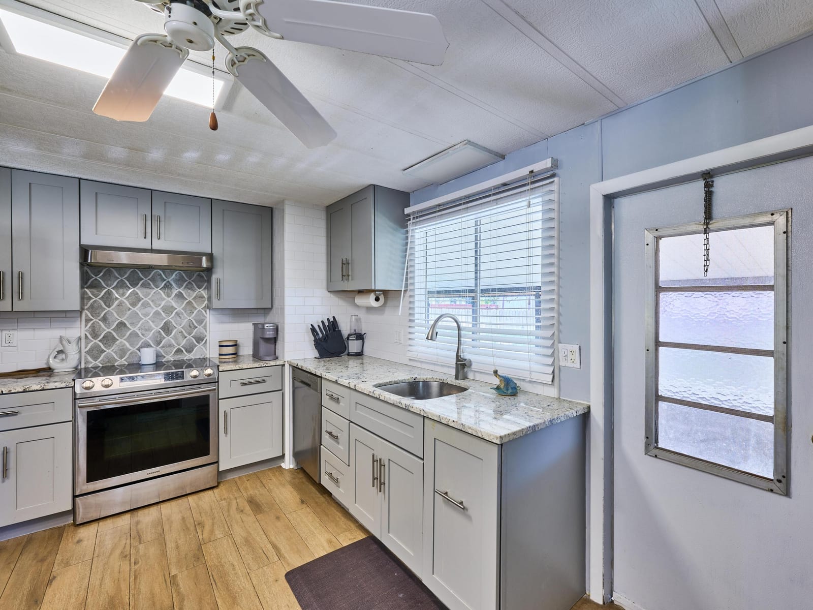 8001 SE Shenandoah Drive, Hobe Sound, FL 33455 photo 6