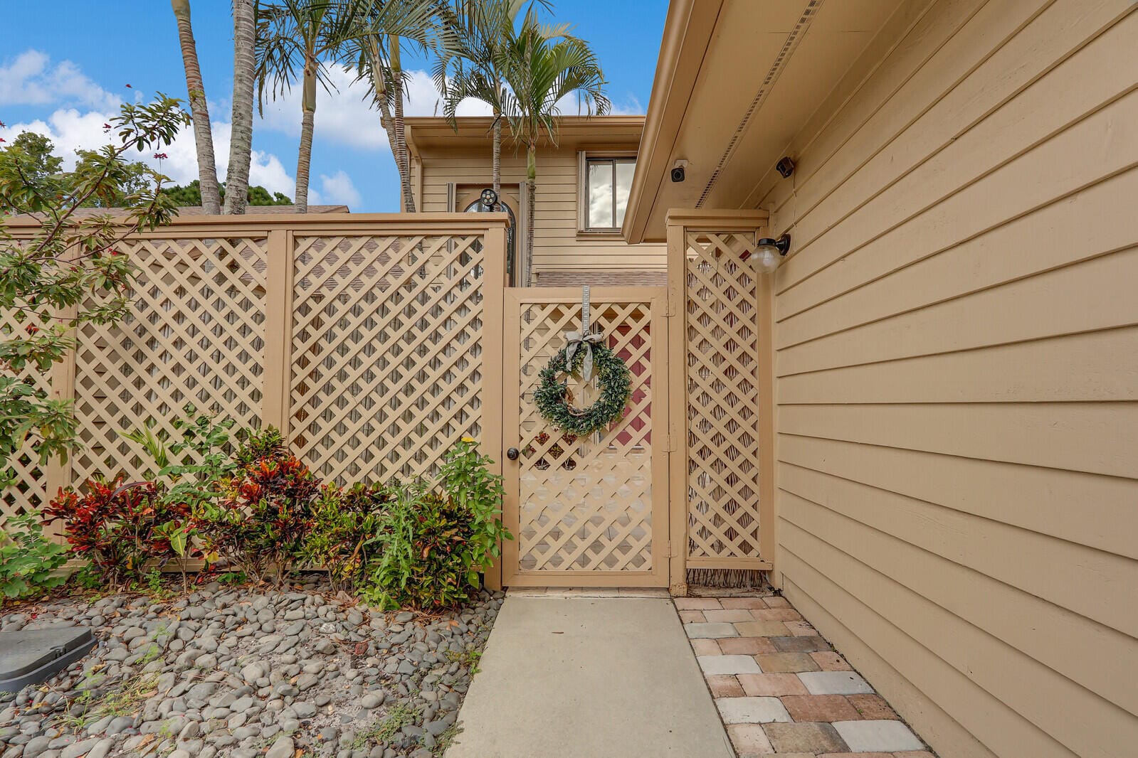 6136 SE Georgetown Place, Hobe Sound, FL 33455 photo 3