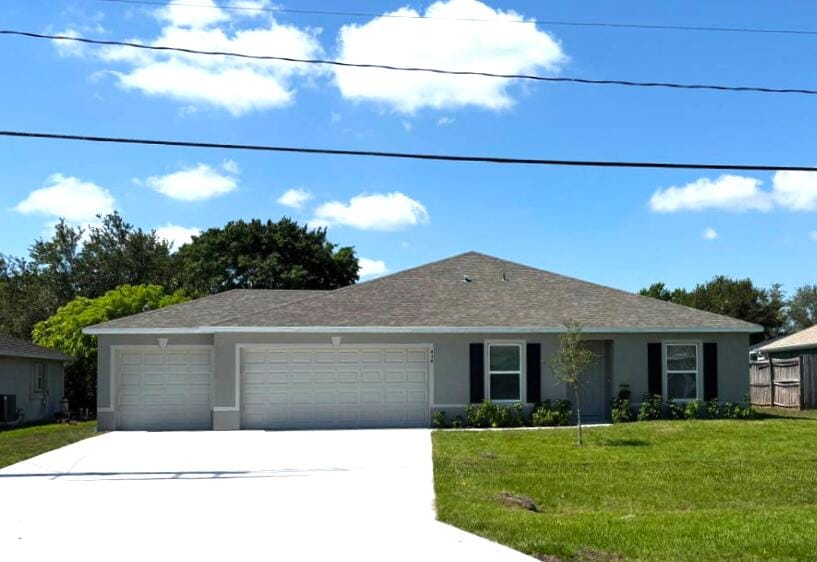 434 SE Oakridge Drive, Port St. Lucie, FL 34984