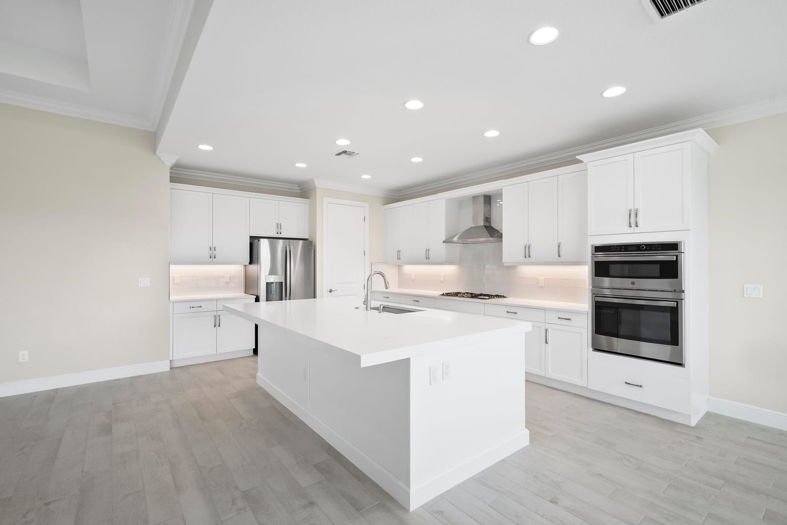 6344 High Pointe Circle, Vero Beach, FL 32967 photo 7