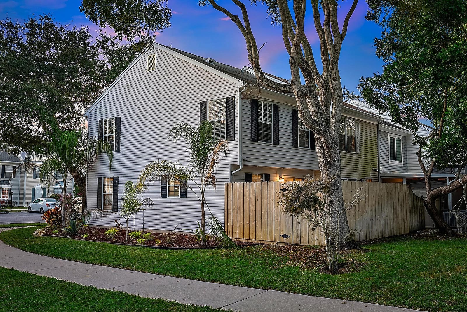 301 Georgian Park Drive — photo 11
