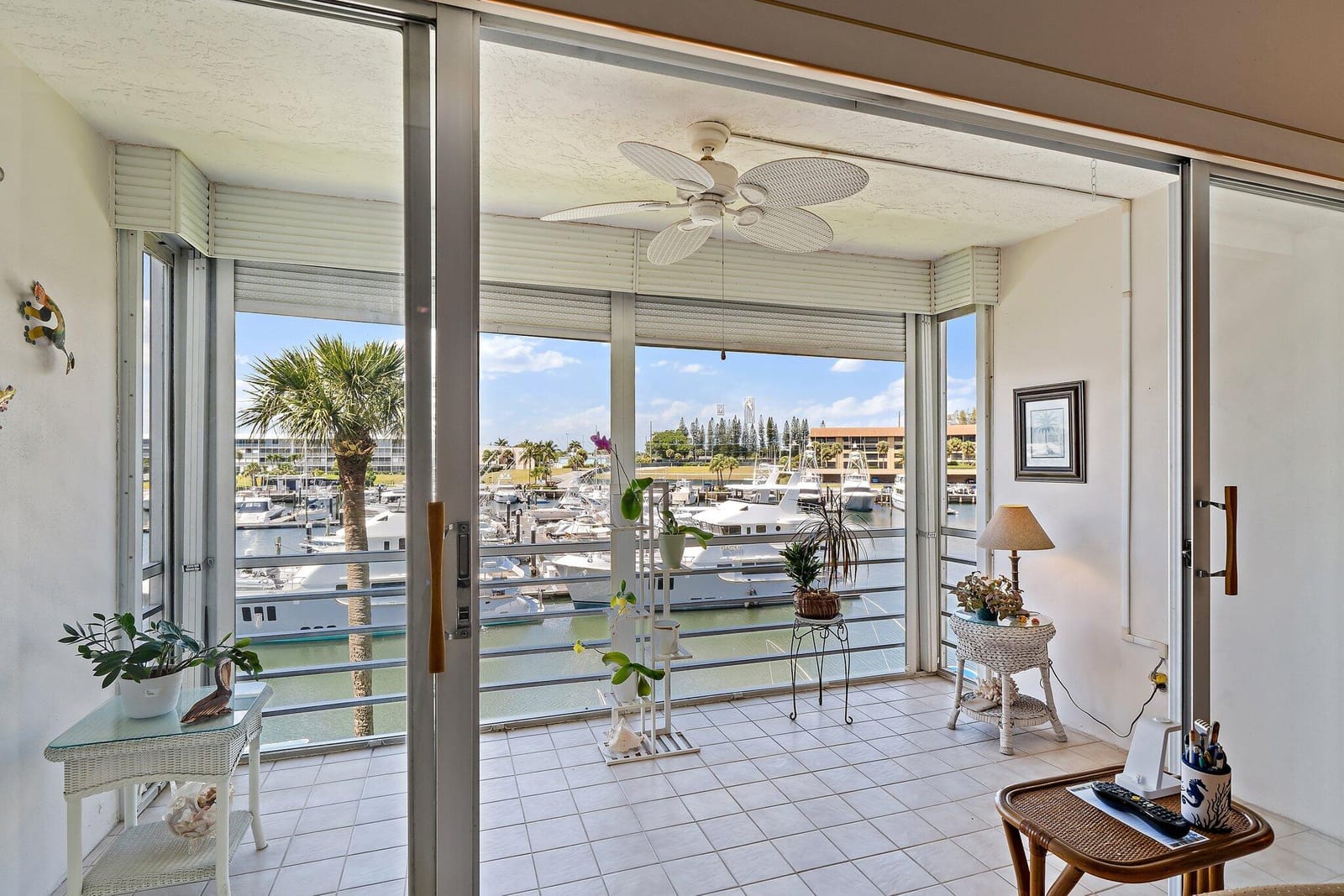 29 Yacht Club Drive #302-D — photo 11