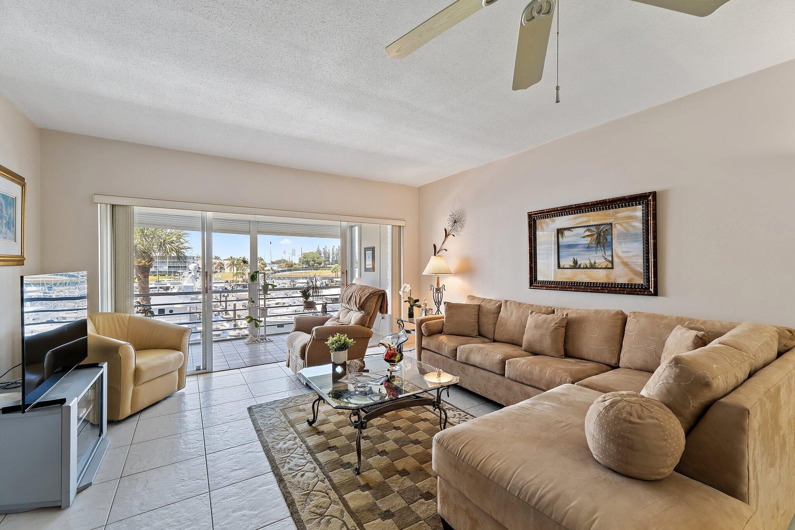29 Yacht Club Drive #302-D — photo 9