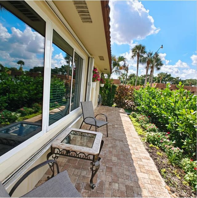 5780 Fernley Drive W 91, West Palm Beach, FL 33415