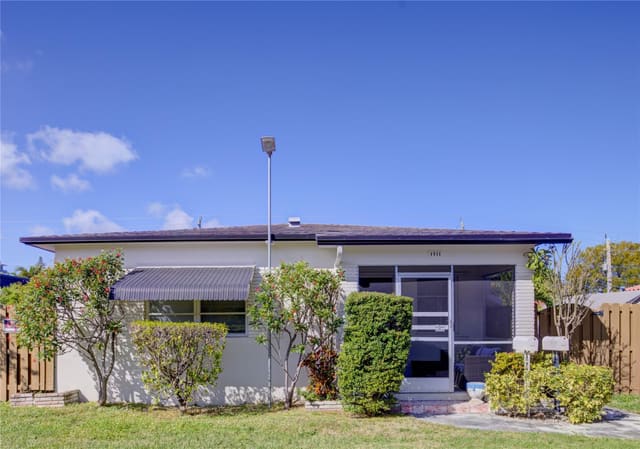 1711 Funston Street, Hollywood, FL 33020