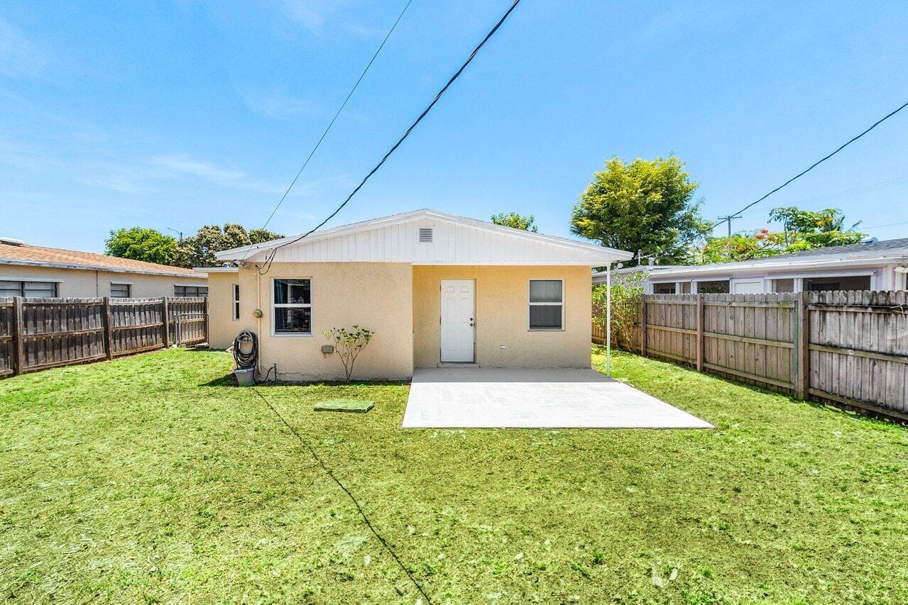 1405 N J Terrace, Lake Worth Beach, FL 33460 photo 13