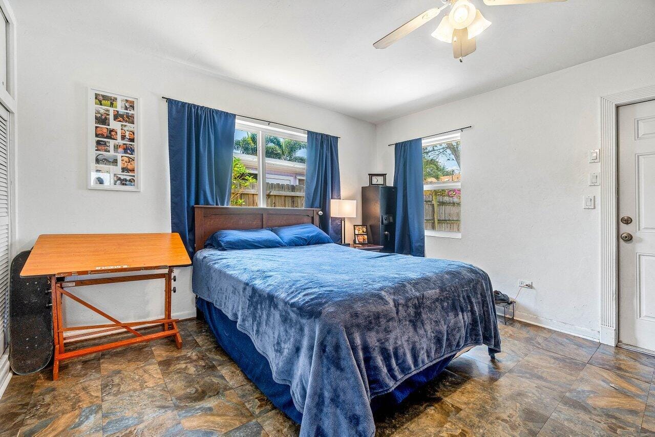 1405 N J Terrace — photo 7