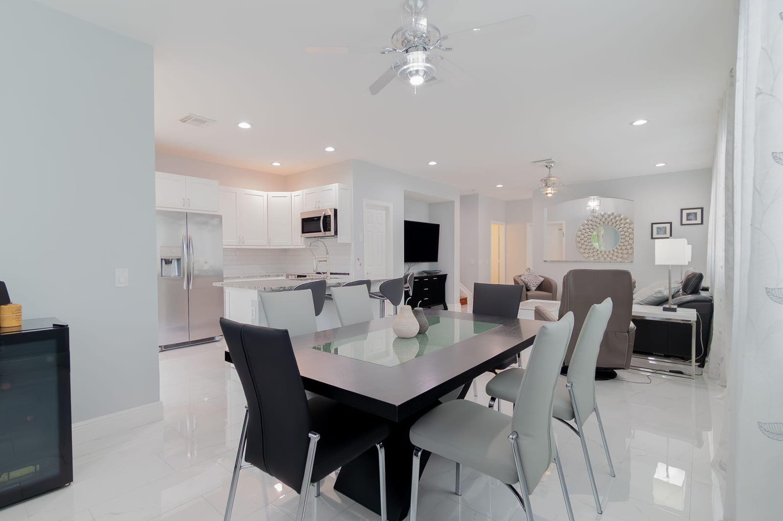 3185 Laurel Ridge Circle, Riviera Beach, FL 33404 photo 11