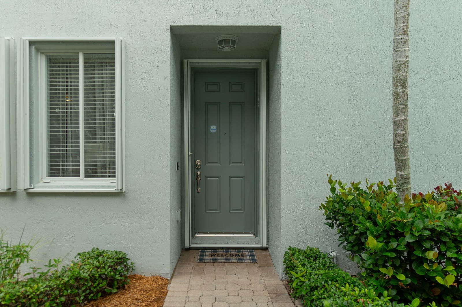 3185 Laurel Ridge Circle, Riviera Beach, FL 33404 photo 4
