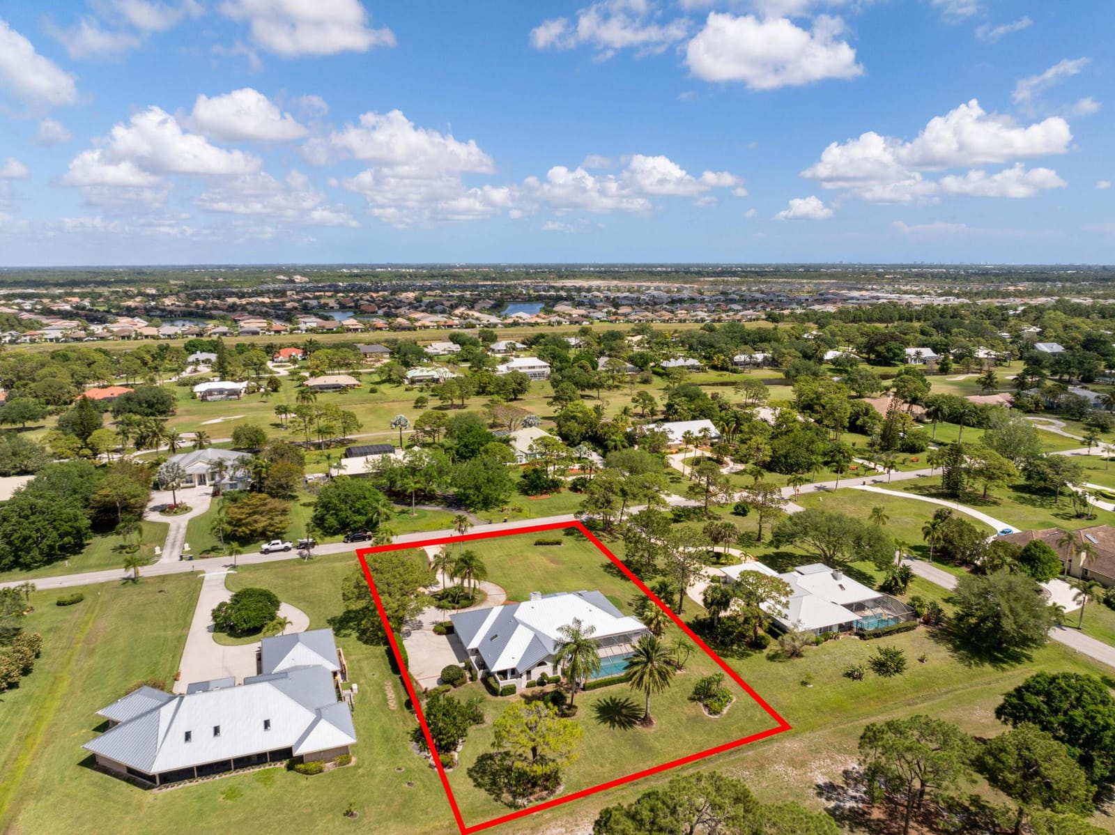 4704 SW Bermuda Way — photo 4