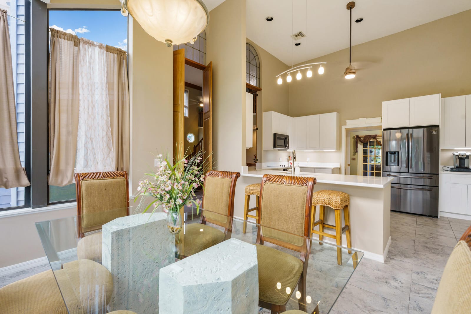 420 Sopwith Drive — photo 10