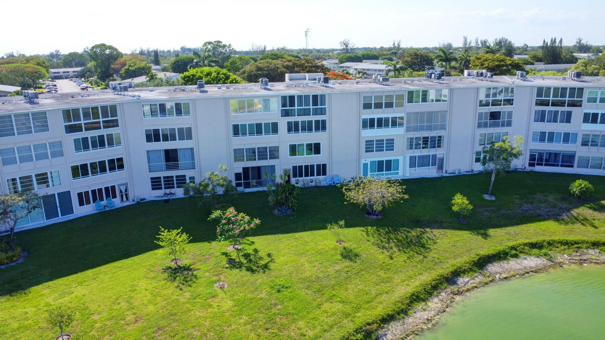 267 Wellington J 267, West Palm Beach, FL 33417 photo 14