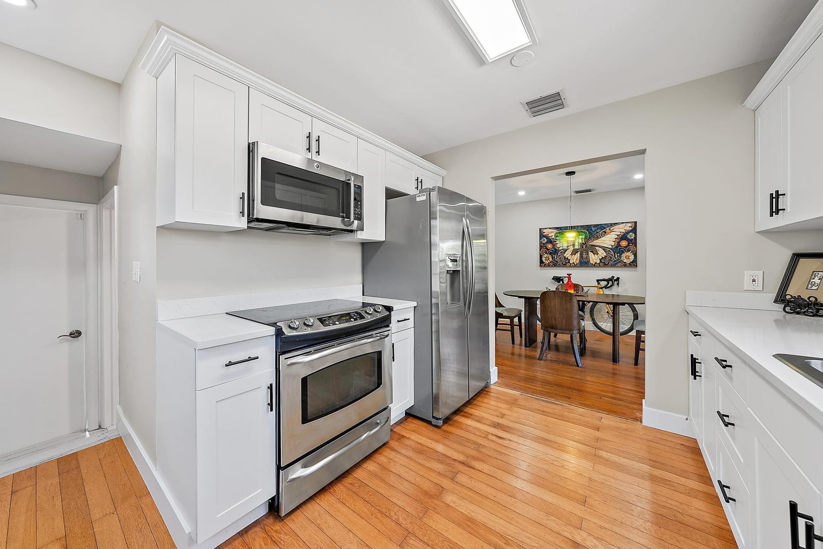 1613 N J Terrace — photo 8
