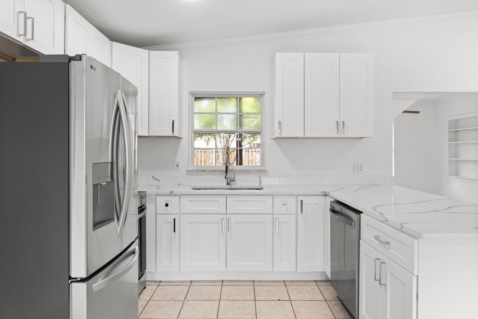 7802 Miramar Avenue — photo 9