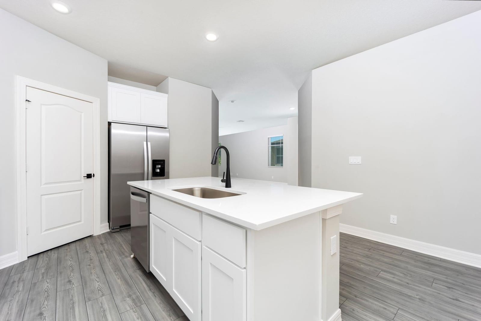 1810 Celebration Drive — photo 4