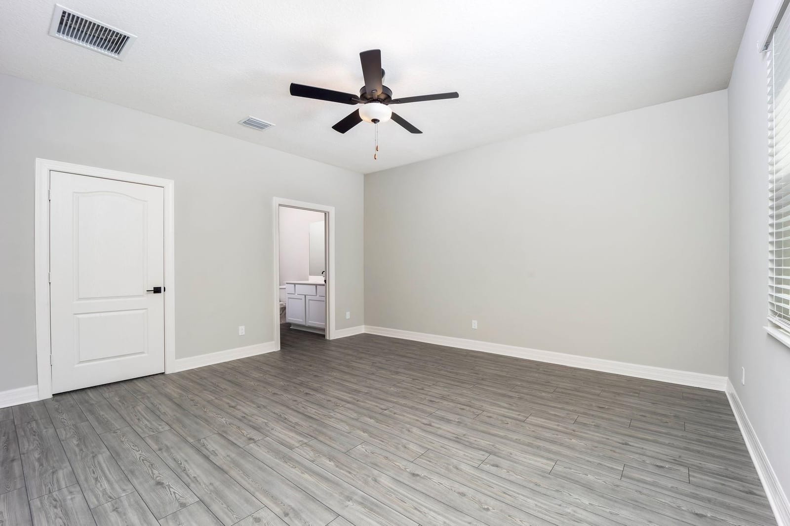 1810 Celebration Drive — photo 9