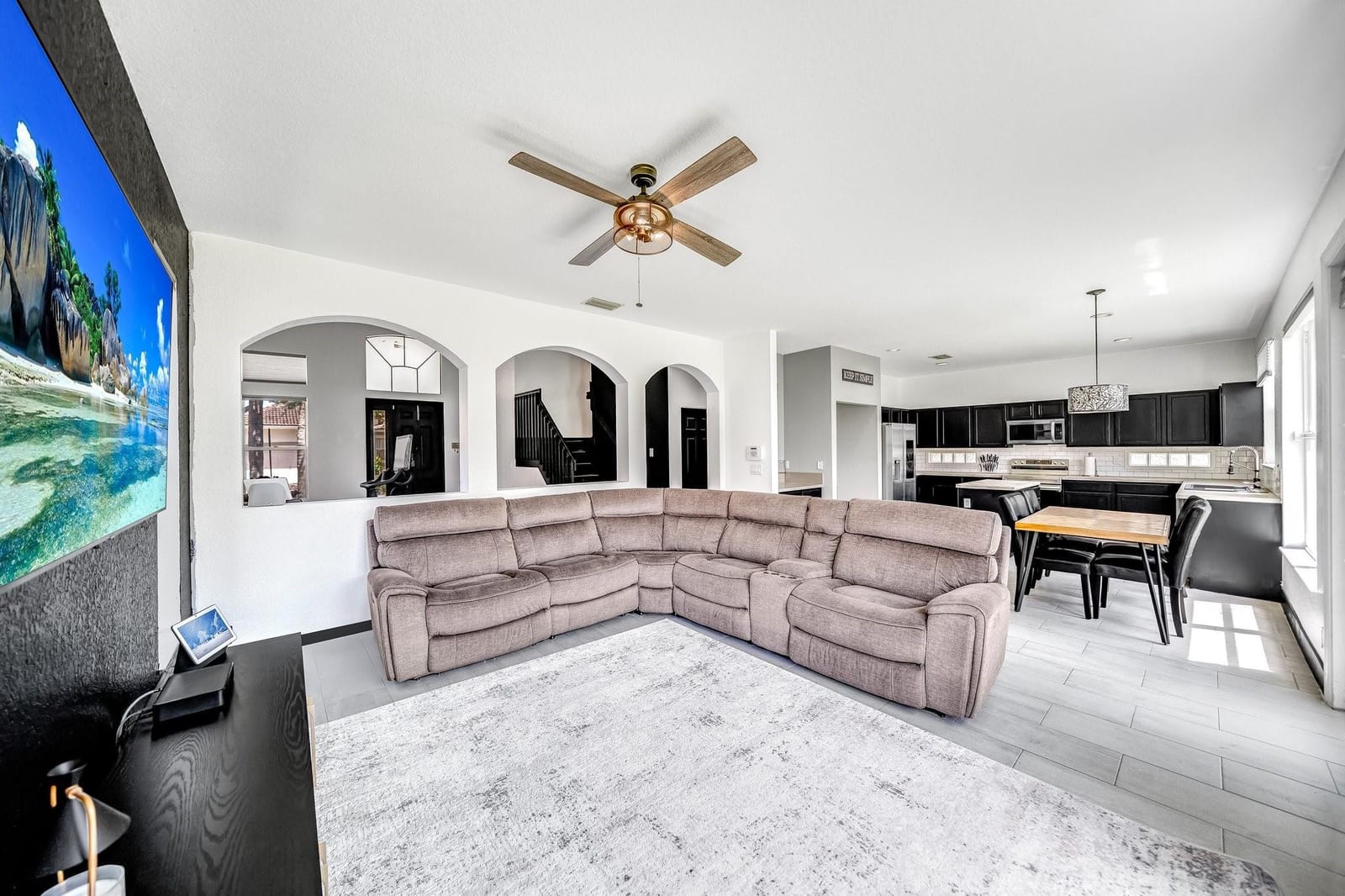1029 Center Stone, Riviera Beach, FL 33404 photo 9