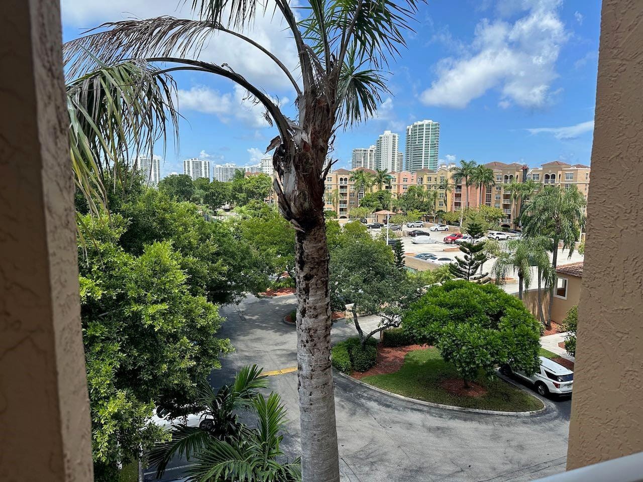 19501 E Country Club Drive 9507, Aventura, FL 33180 photo 13