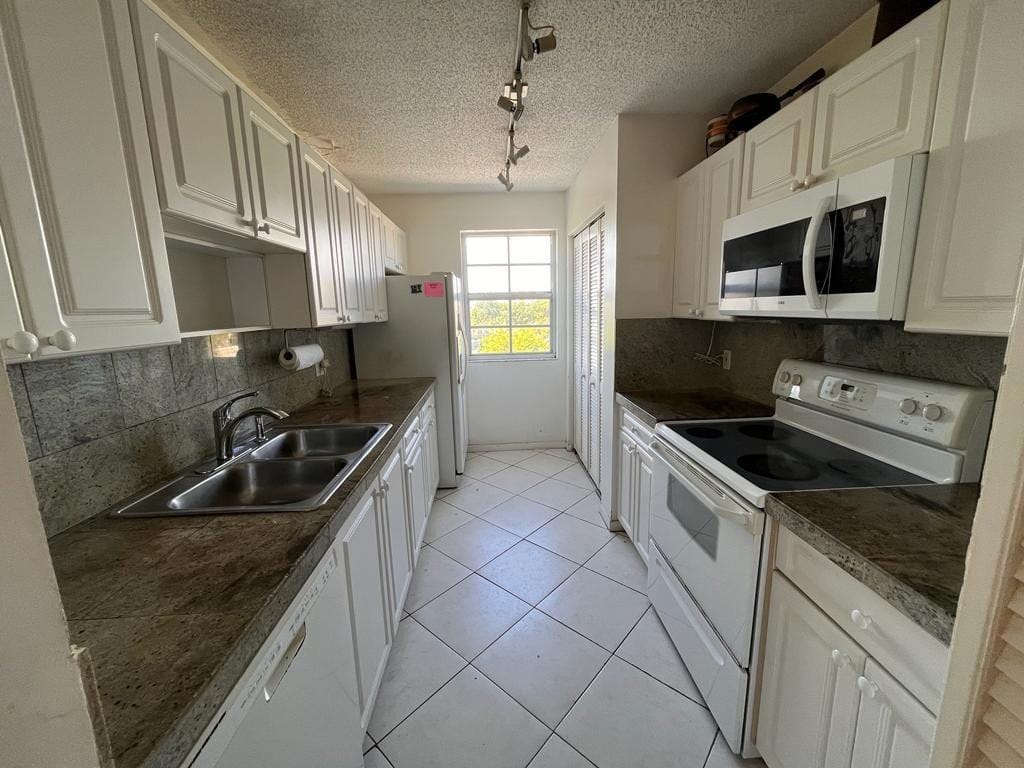 19501 E Country Club Drive 9507, Aventura, FL 33180 photo 5