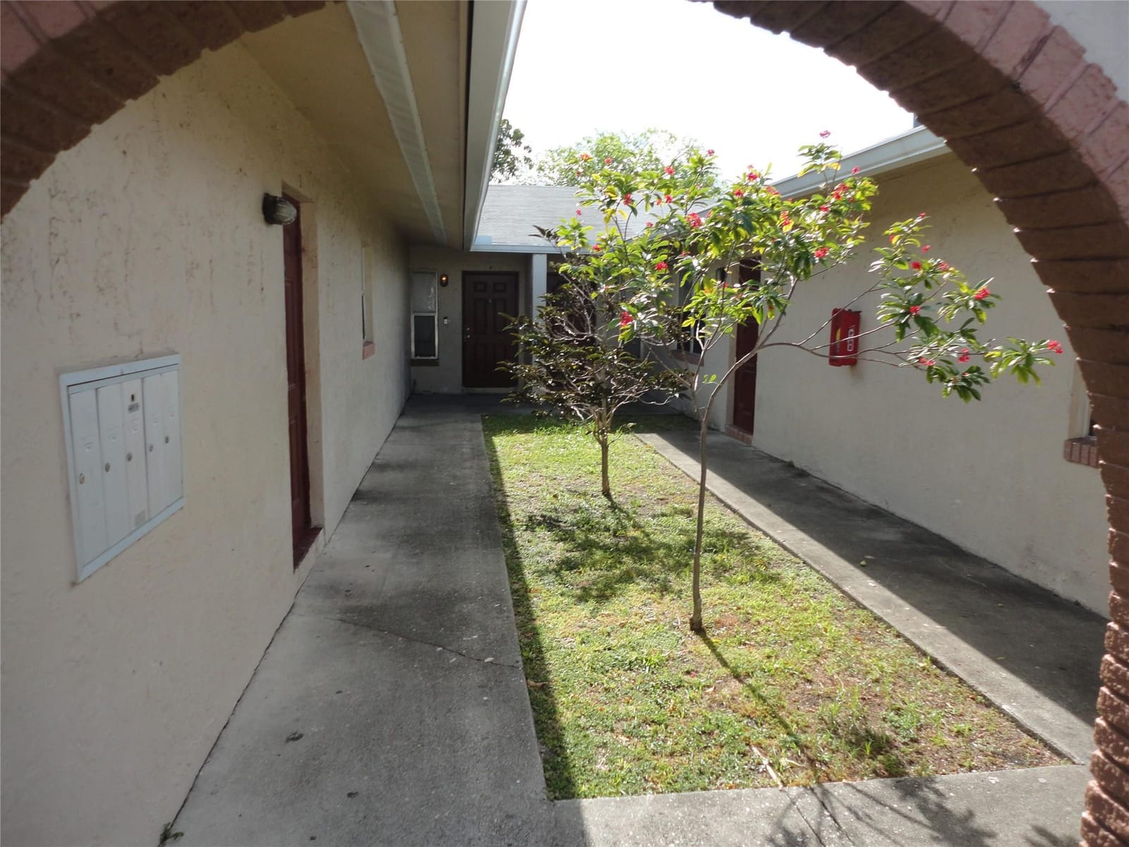 3990 NW 30th Terrace — photo 2
