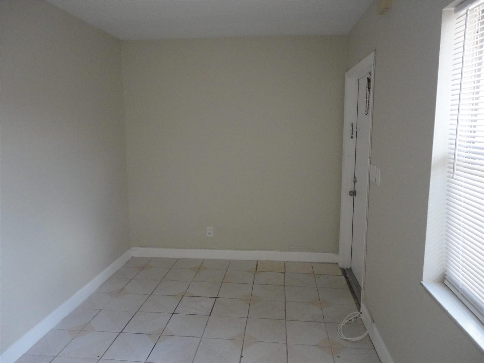3990 NW 30th Terrace, Lauderdale Lakes, FL 33309 photo 14