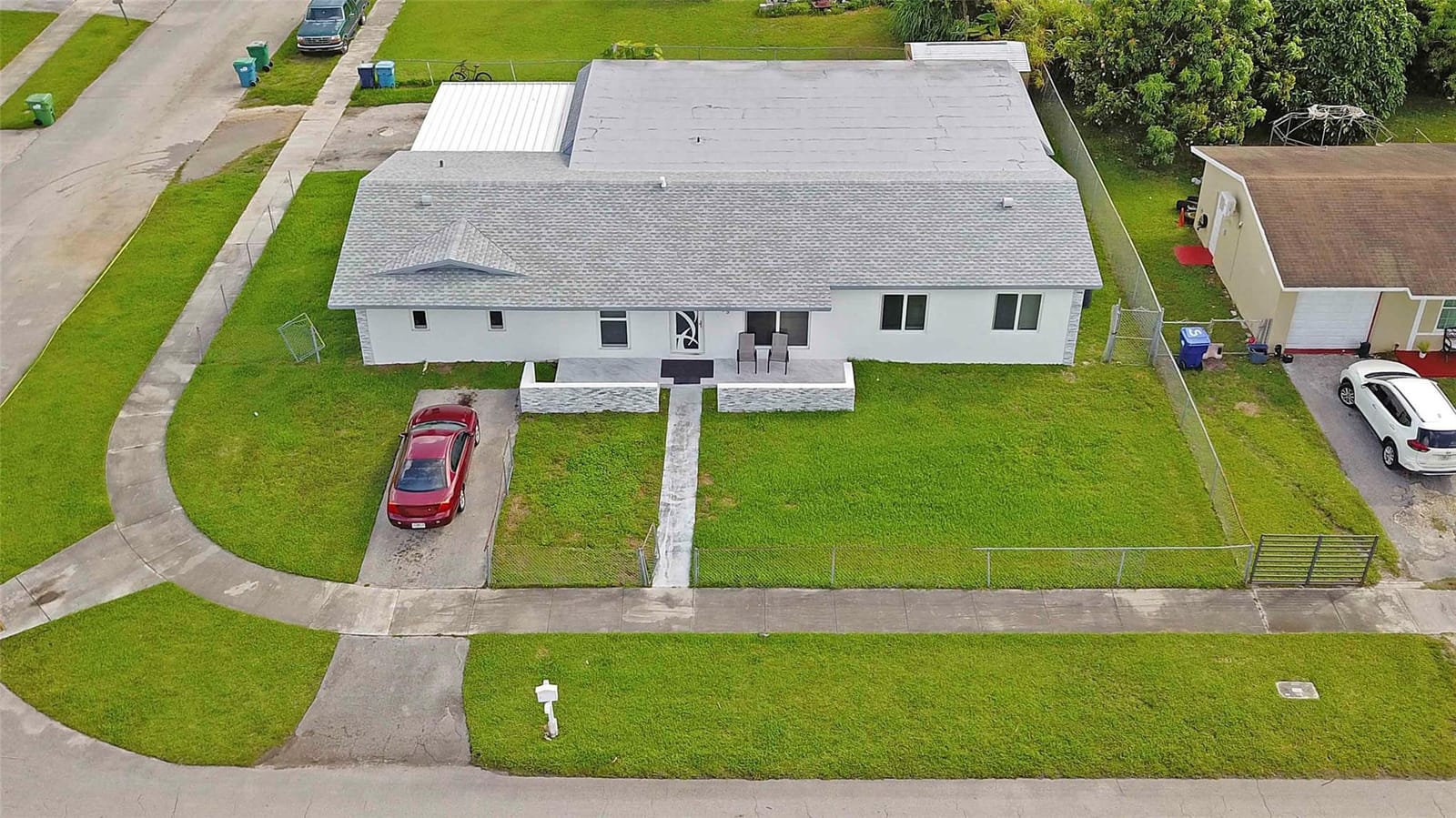 10945 SW 142nd Lane — photo 3