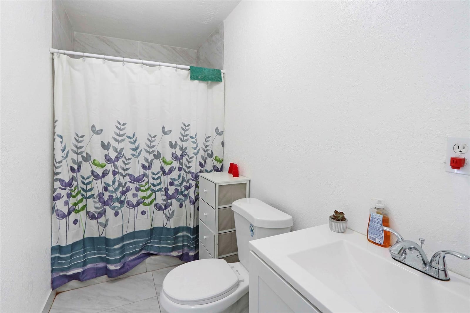 10945 SW 142nd Lane — photo 10
