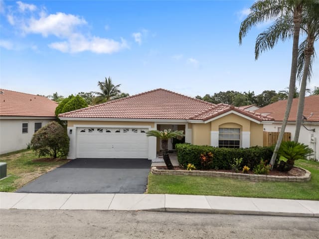1022 NW 125th Avenue, sold in Osprey South, Sunrise, FL