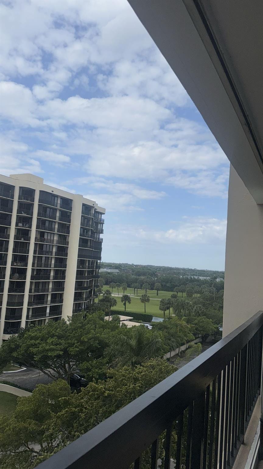 2425 Presidential Way 705 — photo 6