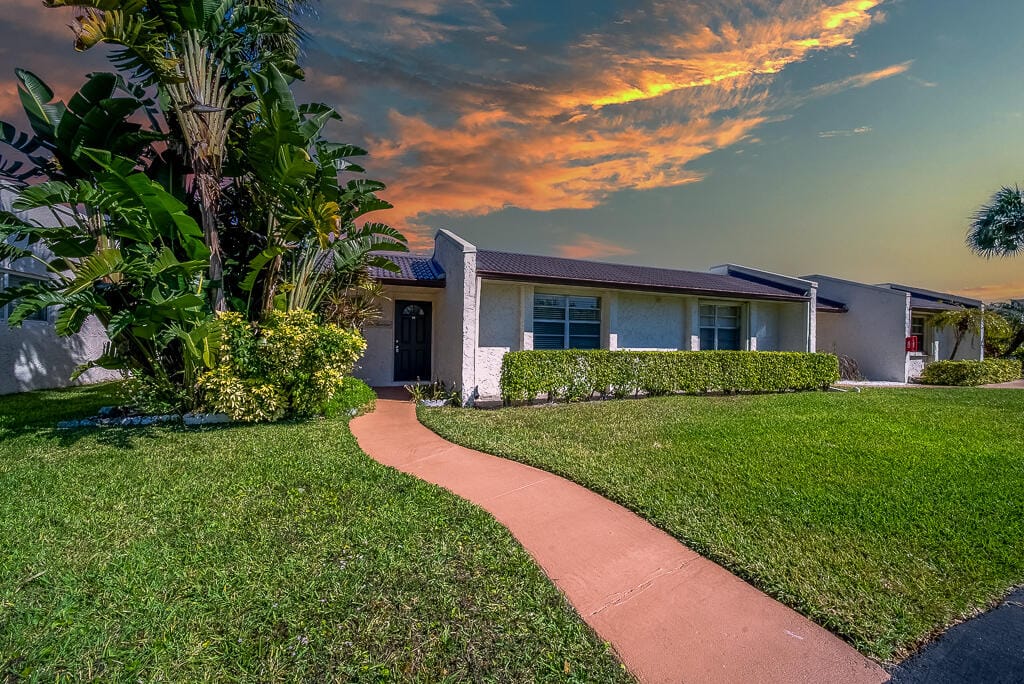441 Golden River Drive, West Palm Beach, FL 33411