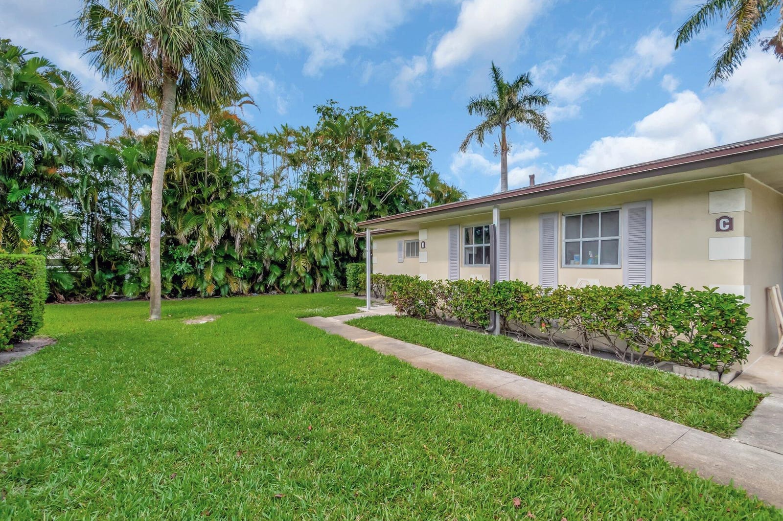 2830 Ashley Drive W D, West Palm Beach, FL 33415