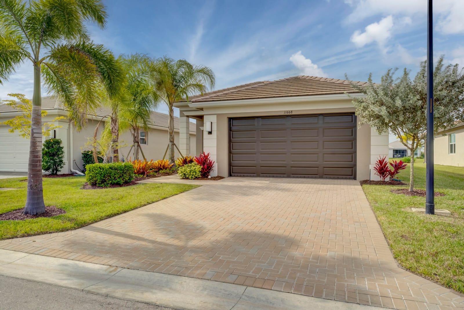 11668 SW Moon River Way Way, Port St. Lucie, FL 34987