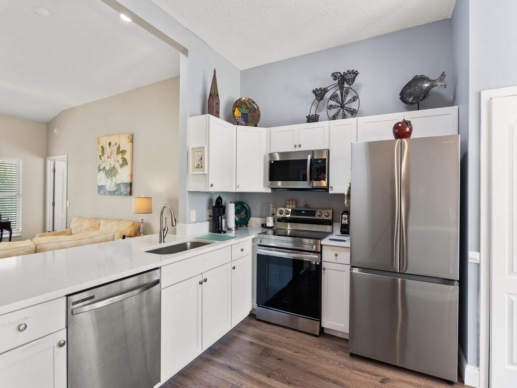 470 NW Gibraltar Court — photo 8