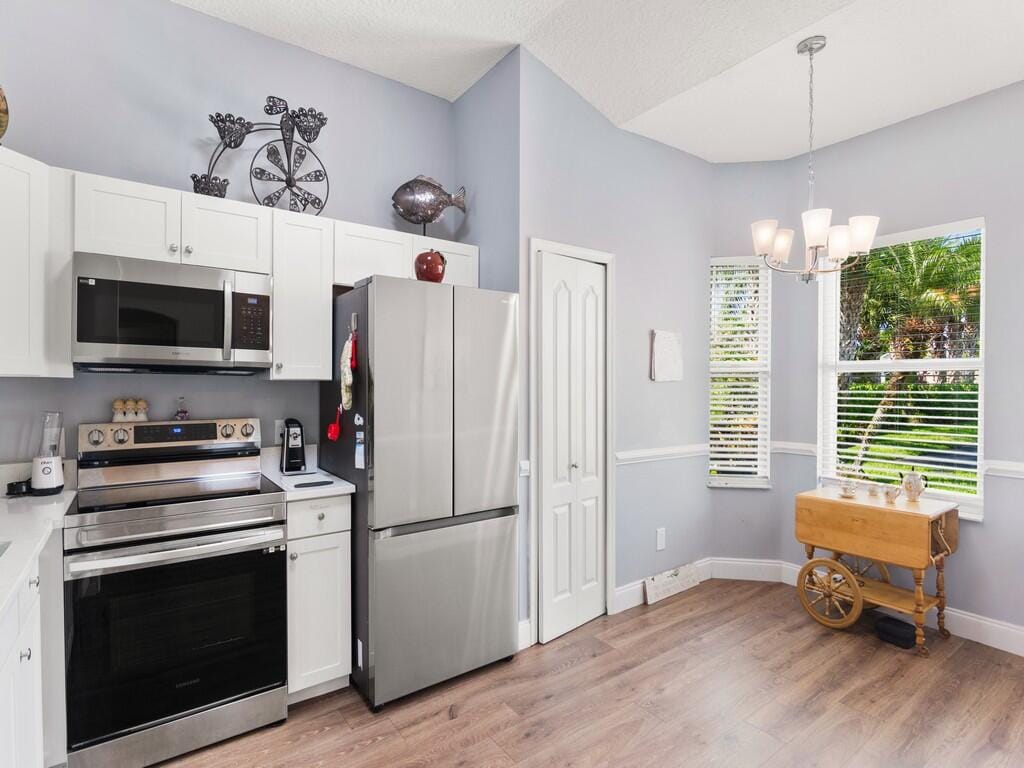 470 NW Gibraltar Court — photo 10