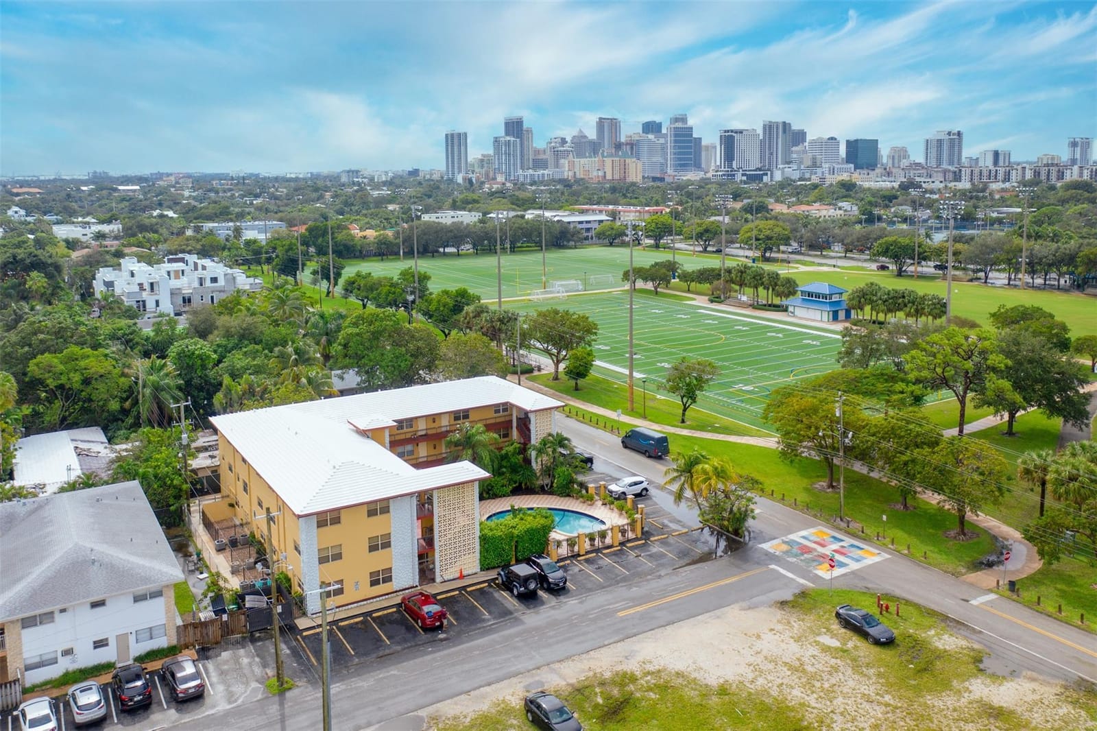 744 NE 14th Avenue 2, Fort Lauderdale, FL 33304