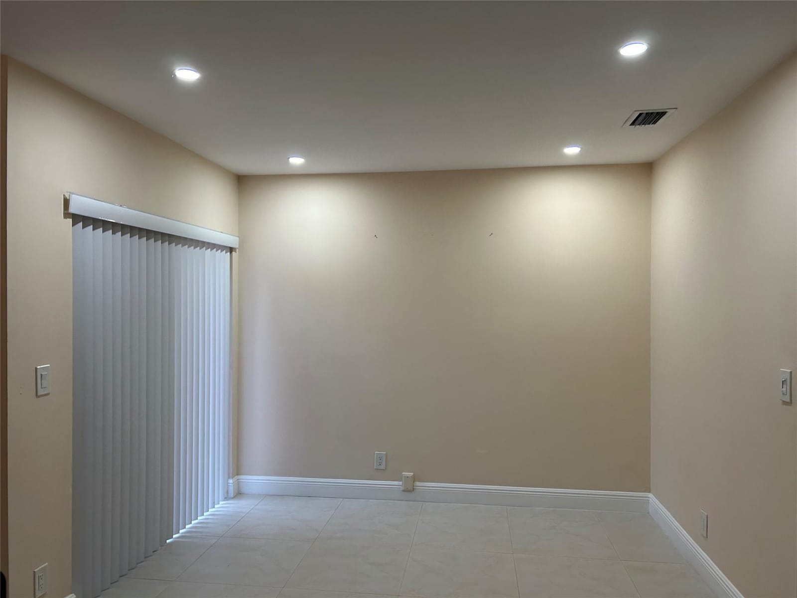 4549 Carambola Circle 27254 — photo 7