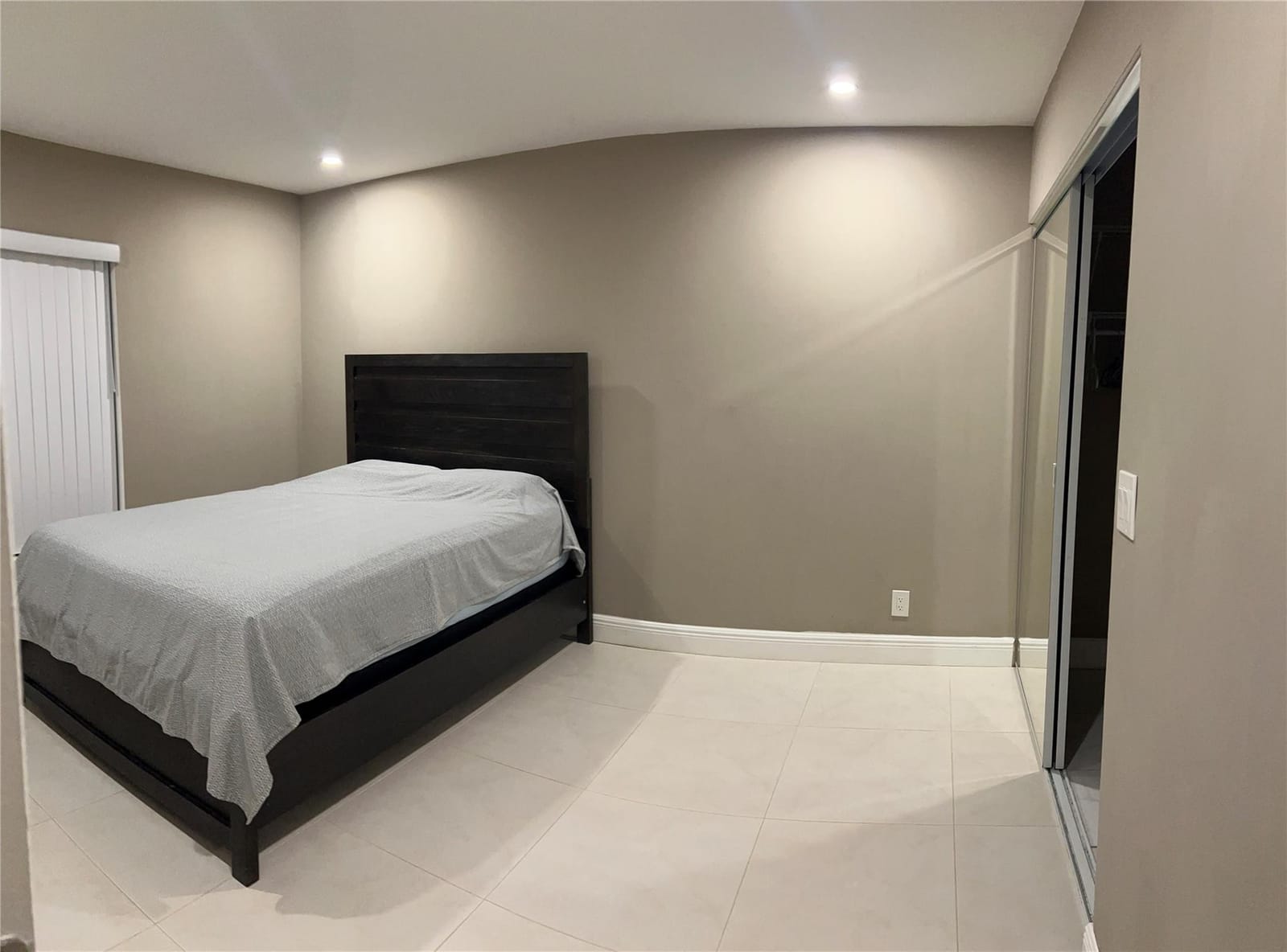 4549 Carambola Circle 27254 — photo 9